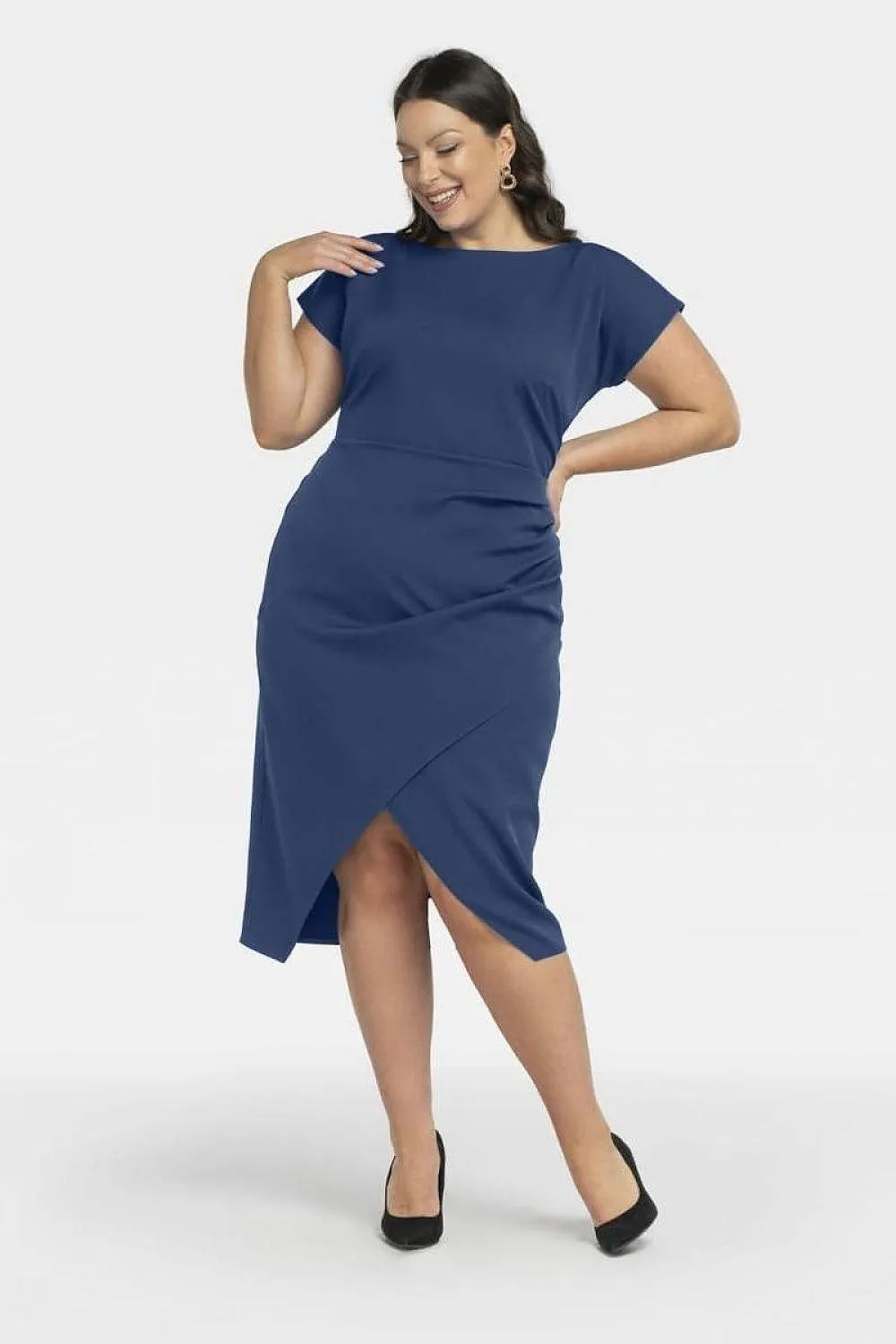 Chic Allure Plus Size Tara Dress for Elegant Occasions