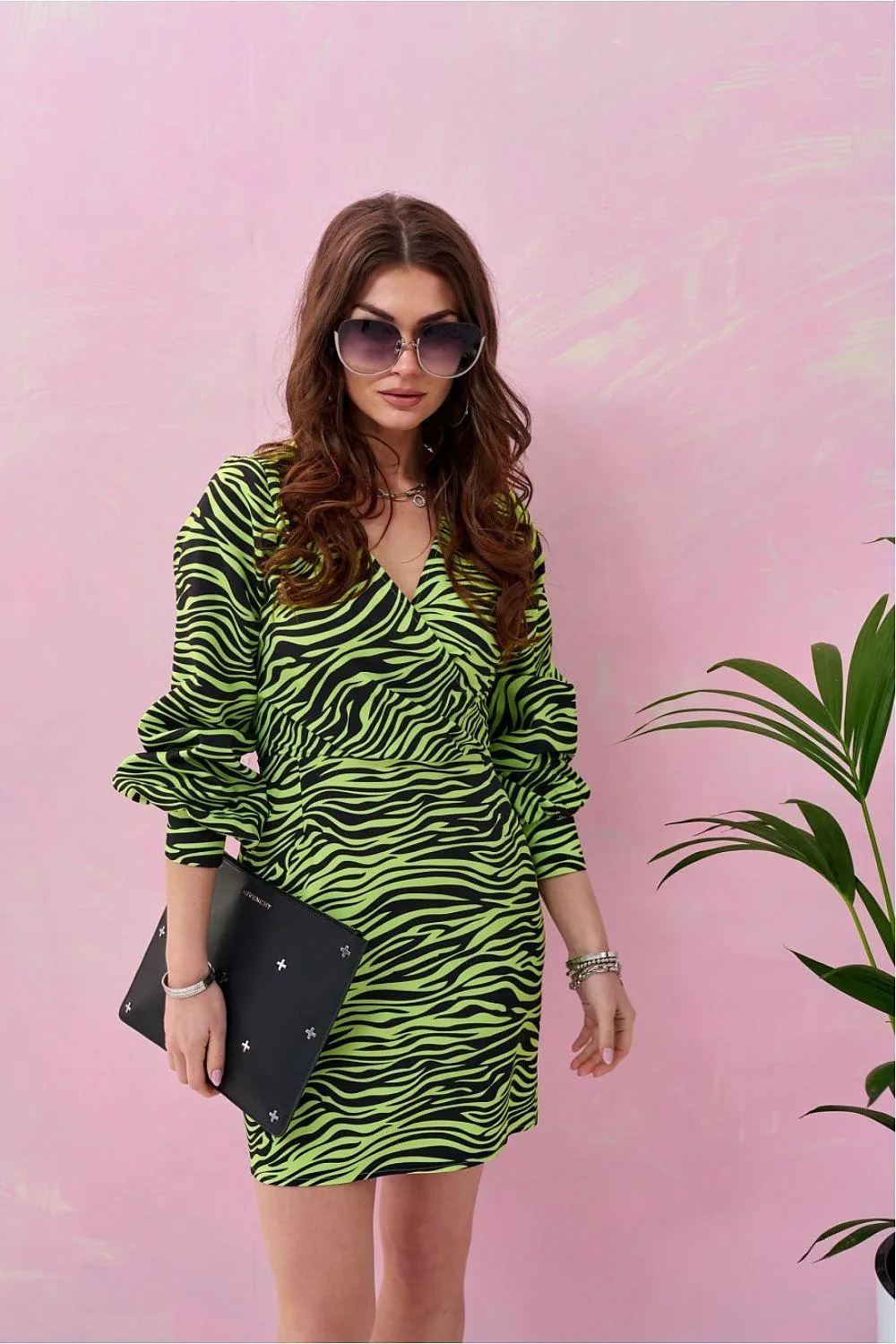 Chic Elegance Mini Dress - Sophisticated Daywear for Unforgettable Events